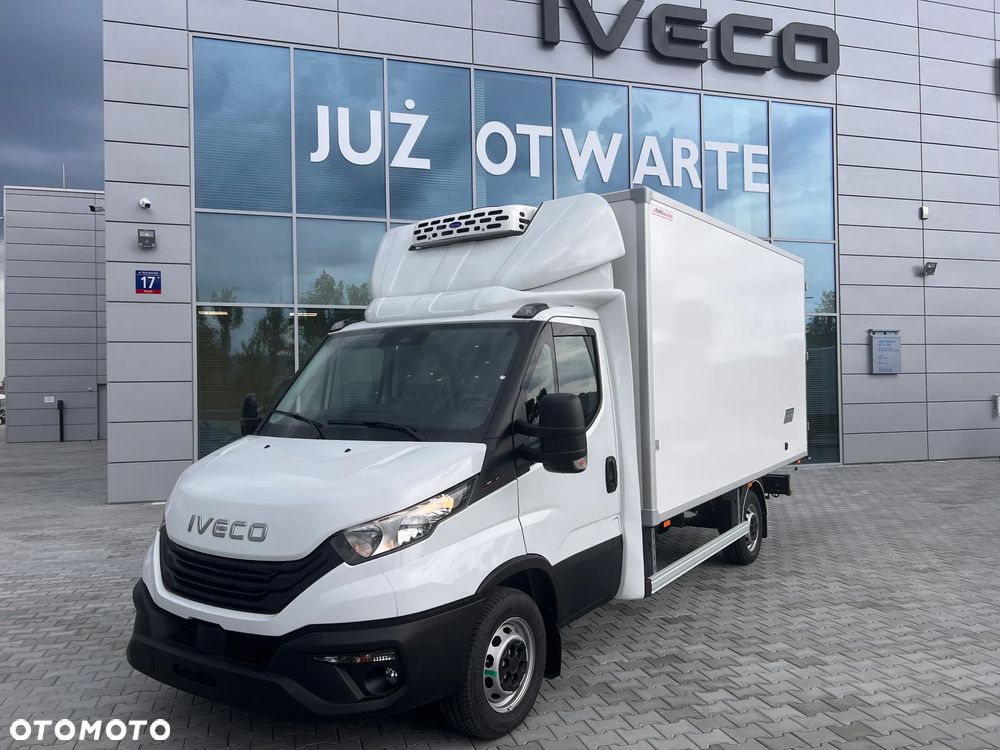 Iveco IZOTERMA Z GRZANIEM,OD RĘKI - 3