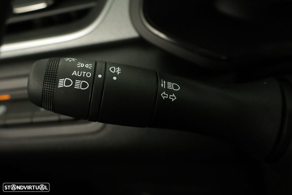 Renault Captur 1.0 TCe Techno Bi-Fuel - 16