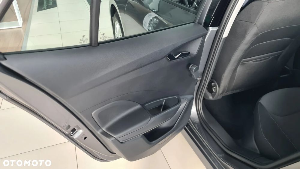 Skoda Fabia 1.0 TSI Drive DSG - 8