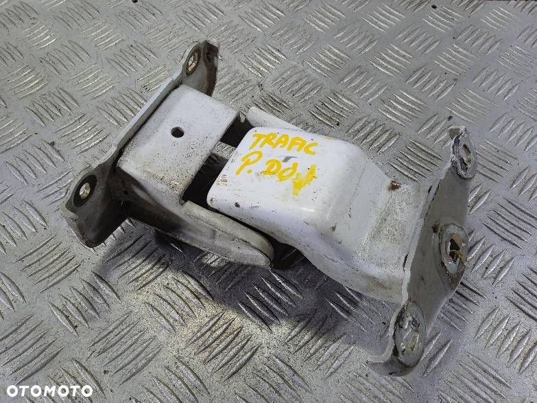 ZAWIAS DRZWI PRAWY DOLNY RENAULT TRAFIC