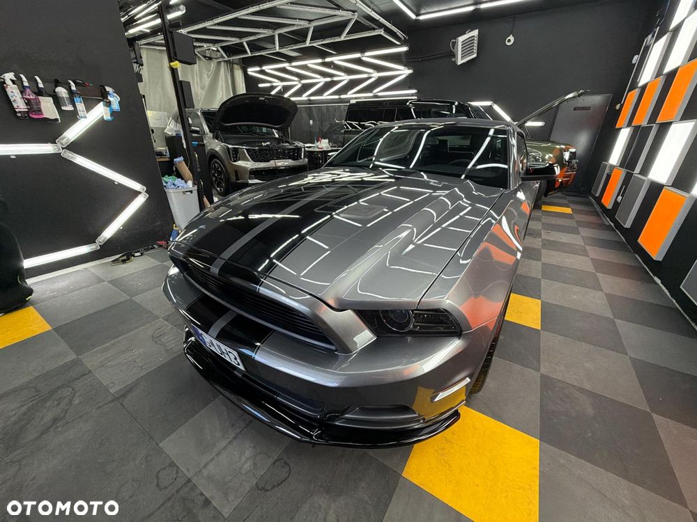 Ford Mustang 3.7 V6 Premium - 38