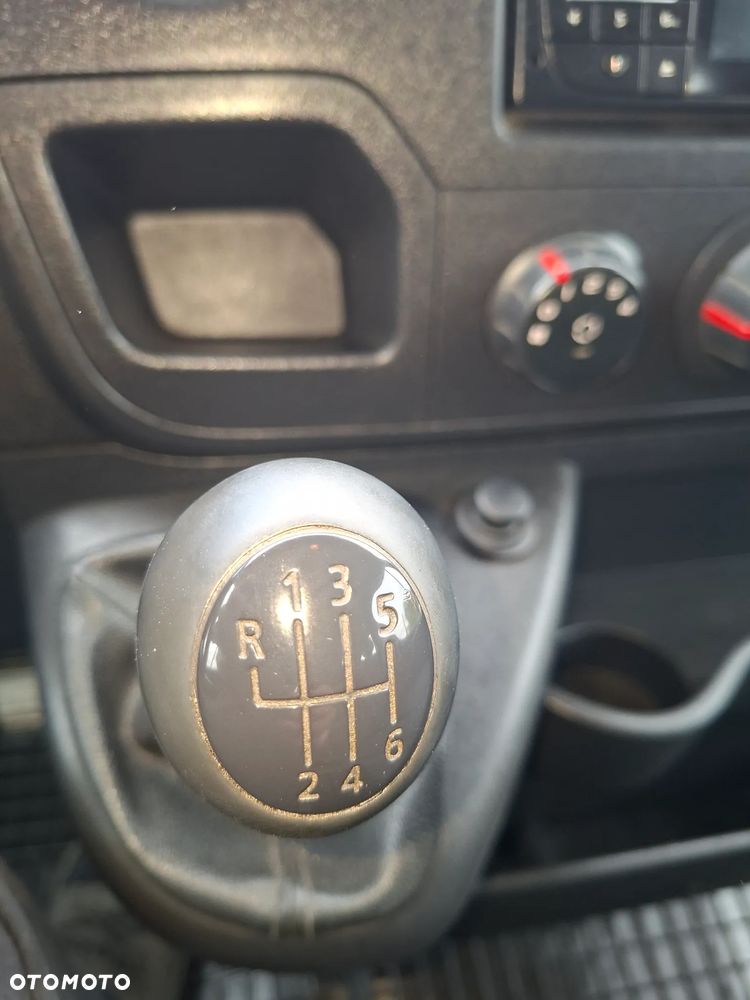 Opel MOVANO - 15
