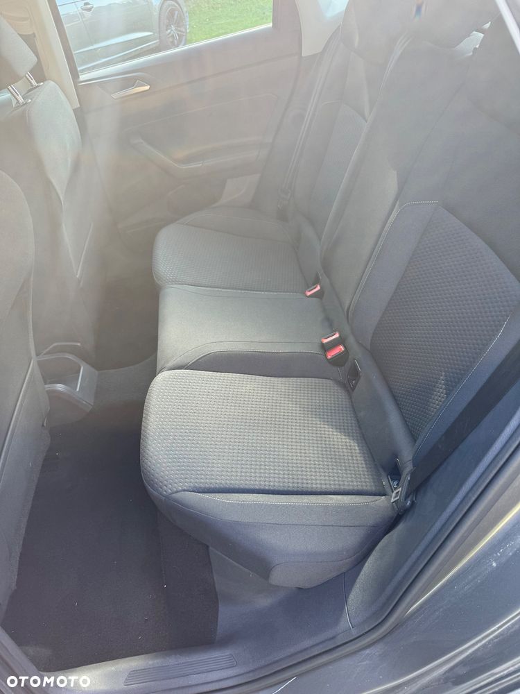 Volkswagen Polo - 8