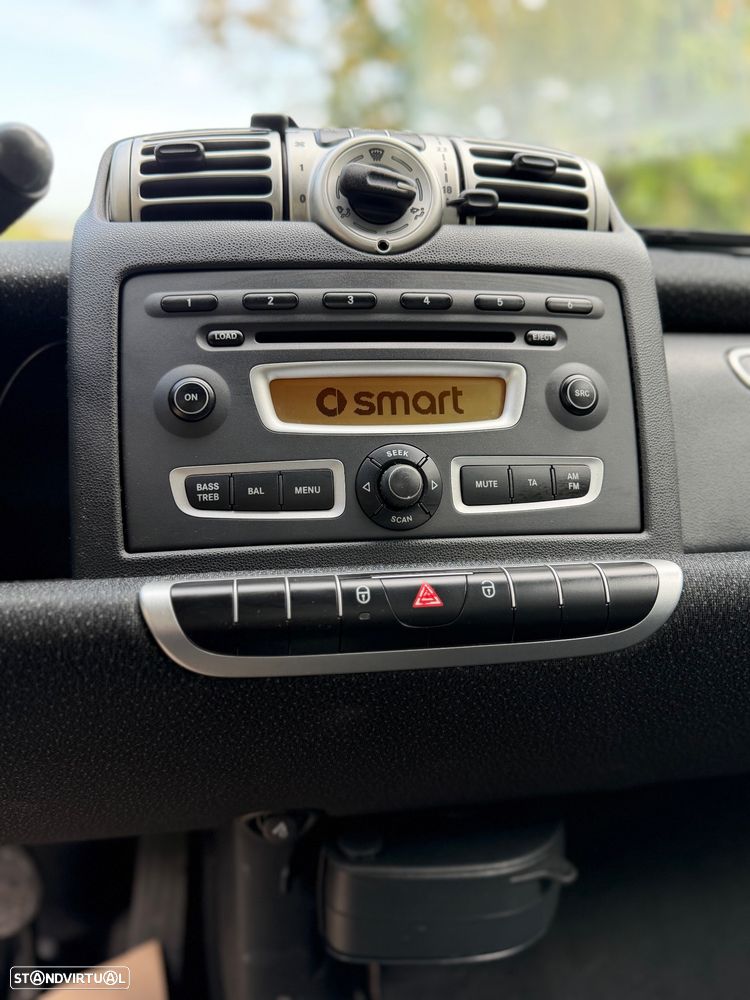 Smart ForTwo Coupé 1.0 mhd Passion 71 - 9