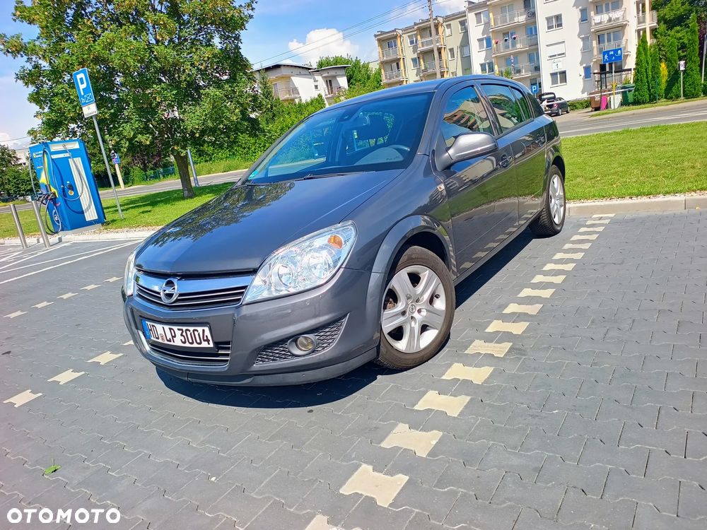 Opel Astra - 2