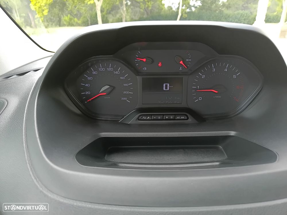 Peugeot Partner - 15