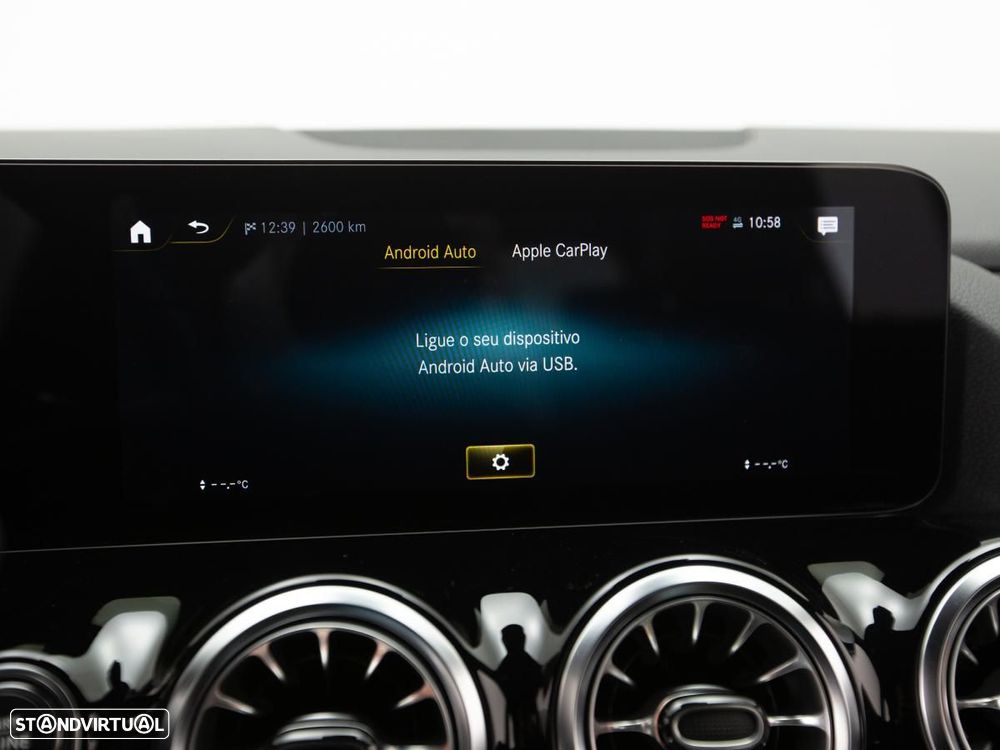 Mercedes-Benz GLA 250 e 8G-DCT AMG Line - 29