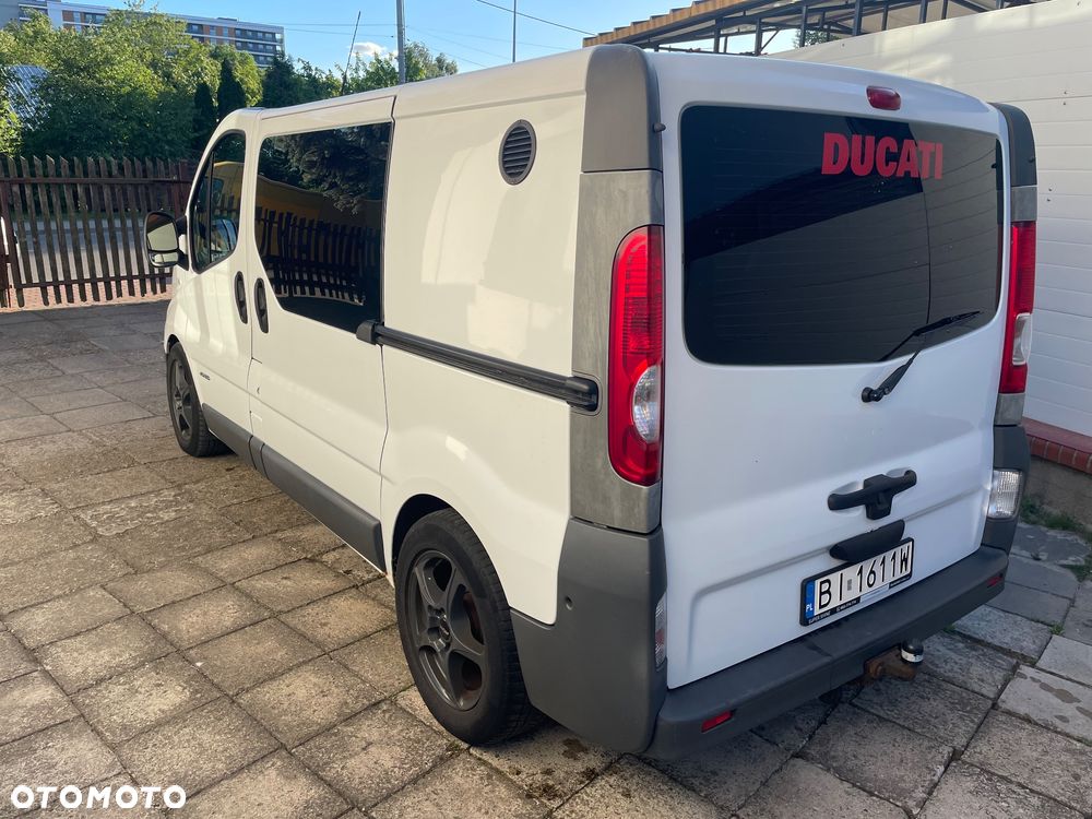 Renault Trafic - 2