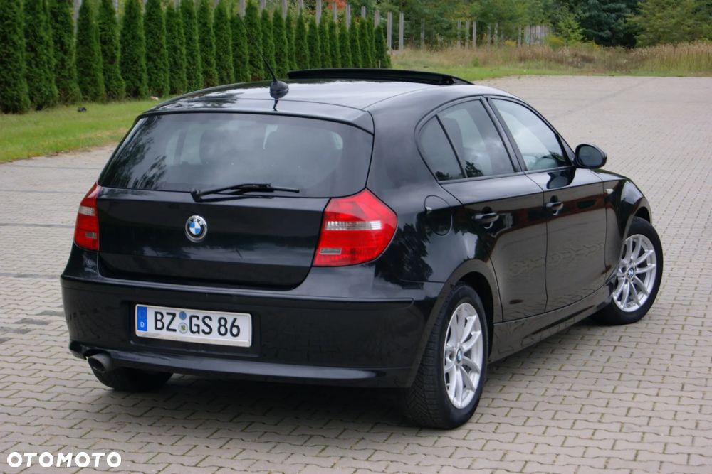 BMW Seria 1 120d - 12