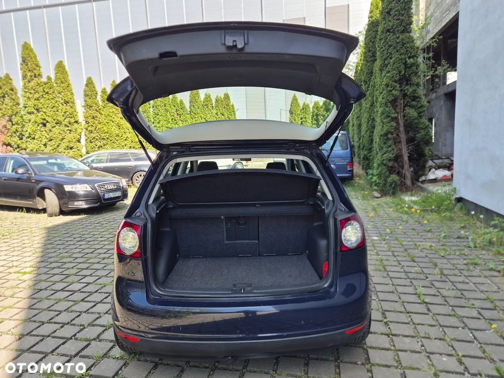Volkswagen Golf Plus 2.0 TDI DPF Tour Edition - 9