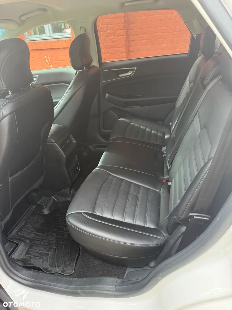 Ford Edge - 9