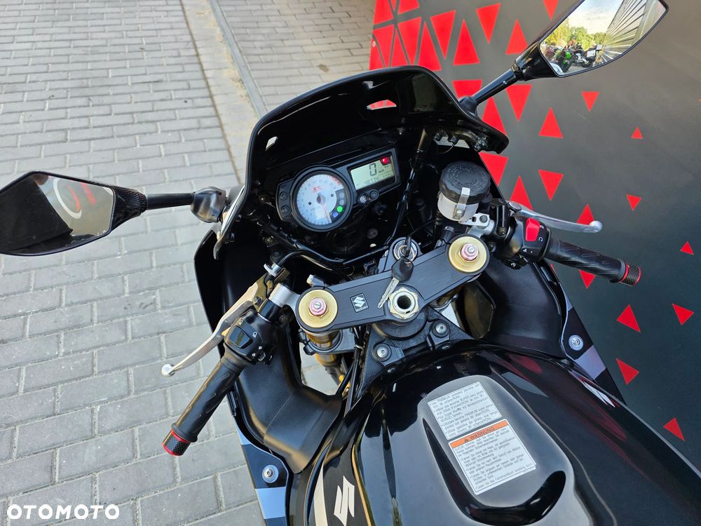 Suzuki GSX-R - 18