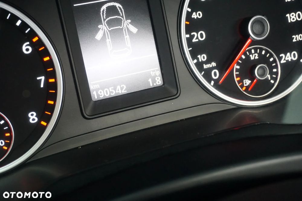 Volkswagen Tiguan 1.4 TSI Trend&Fun - 28