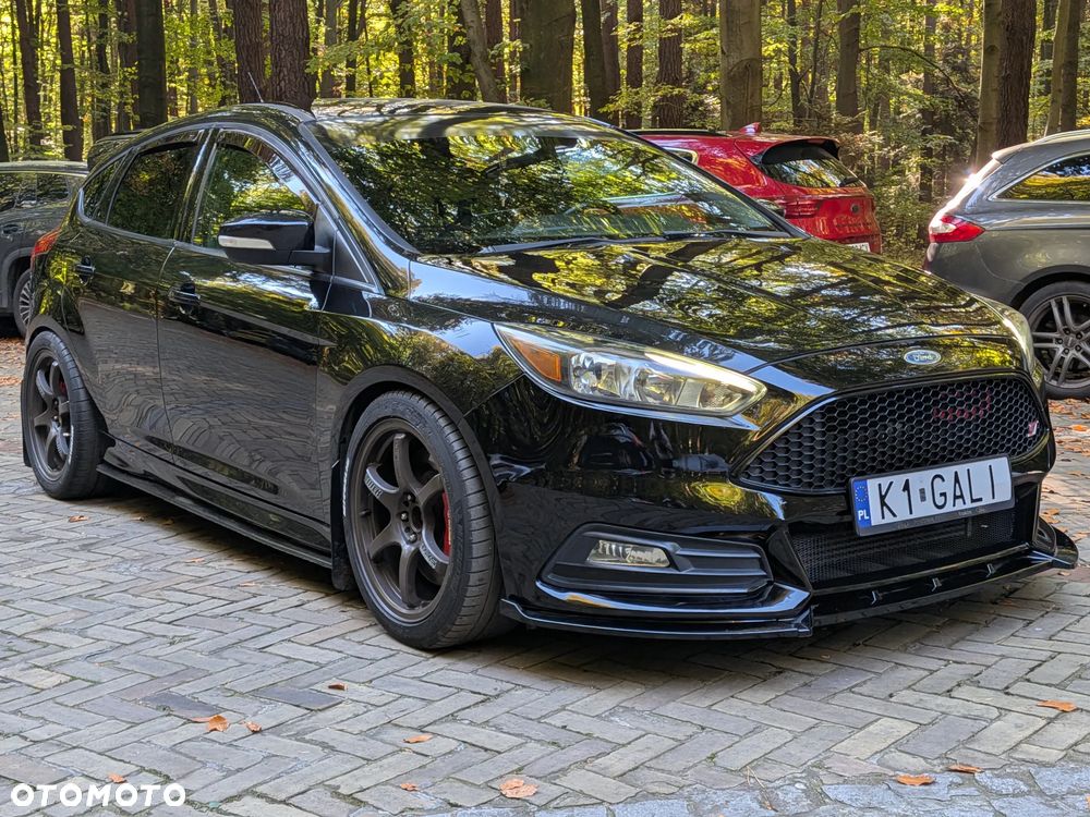 Ford Focus - 18