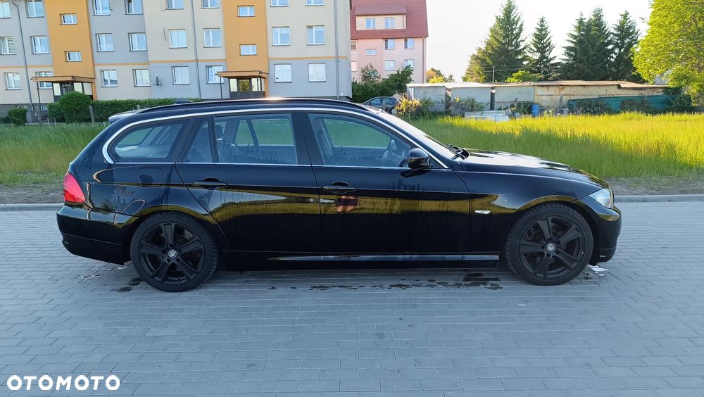 BMW Seria 3 330d DPF Edition Sport - 8