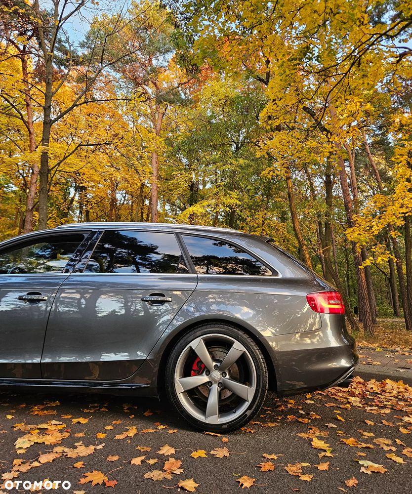 Audi A4 Avant - 11