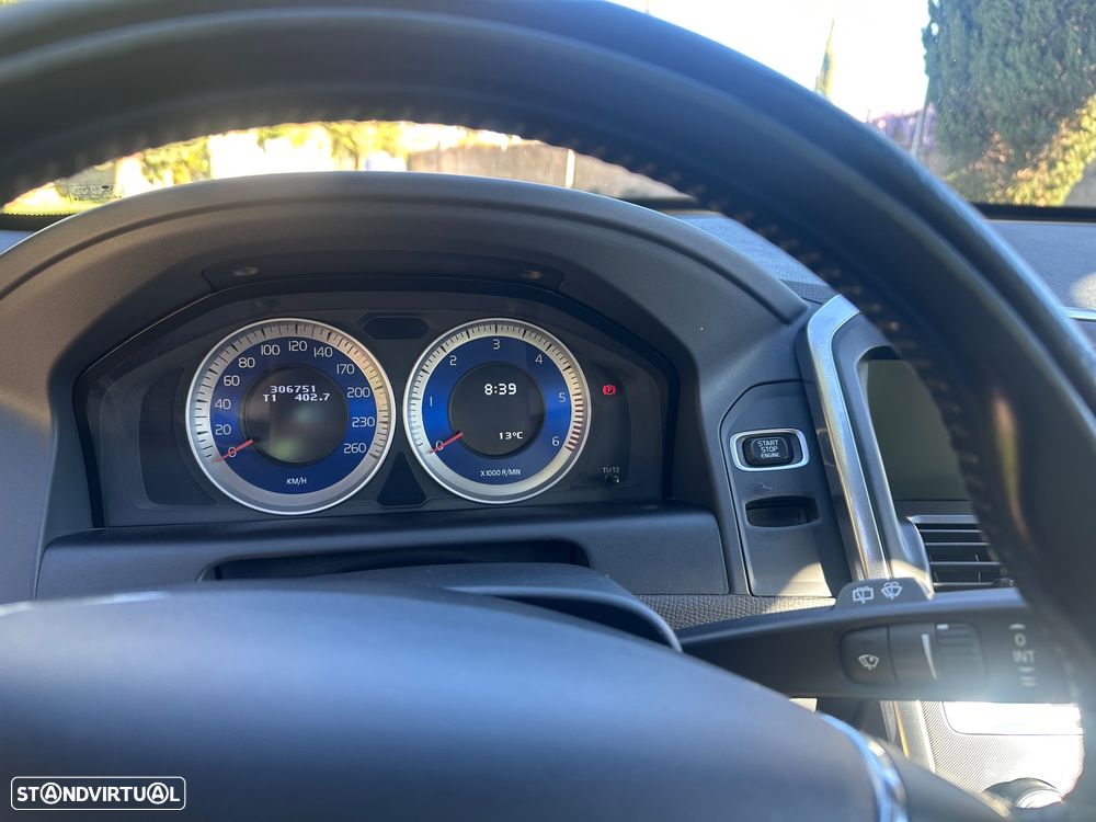 Volvo XC 60 2.0 D4 R-Design 139g Start/Stop - 7