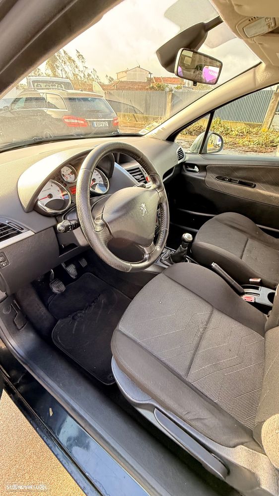 Peugeot 207 1.6 HDi Sport - 10