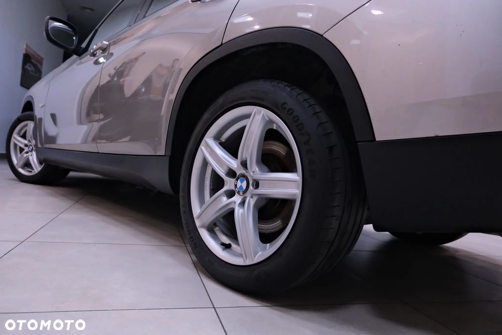 BMW X1 sDrive18i - 14