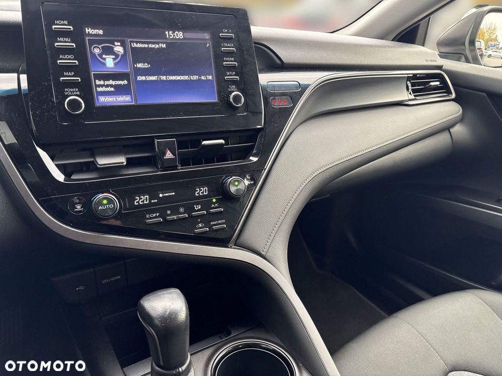 Toyota Camry 2.5 Hybrid Comfort CVT - 20