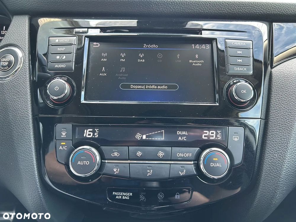Nissan Qashqai 1.3 DIG-T N-Connecta EU6d - 31