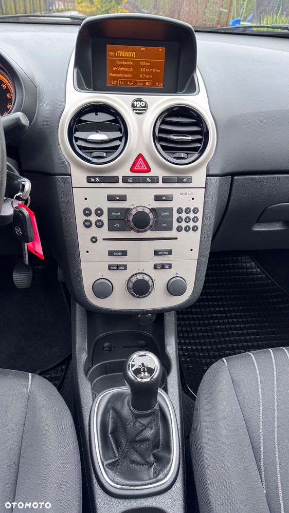 Opel Corsa - 23
