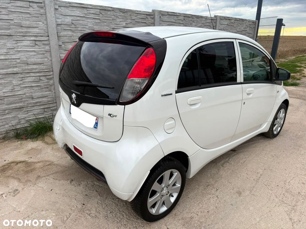 Peugeot iOn Active - 40
