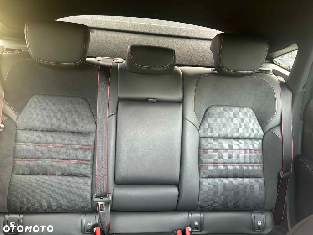 Renault Arkana 1.3 TCe mHEV R.S Line EDC - 16