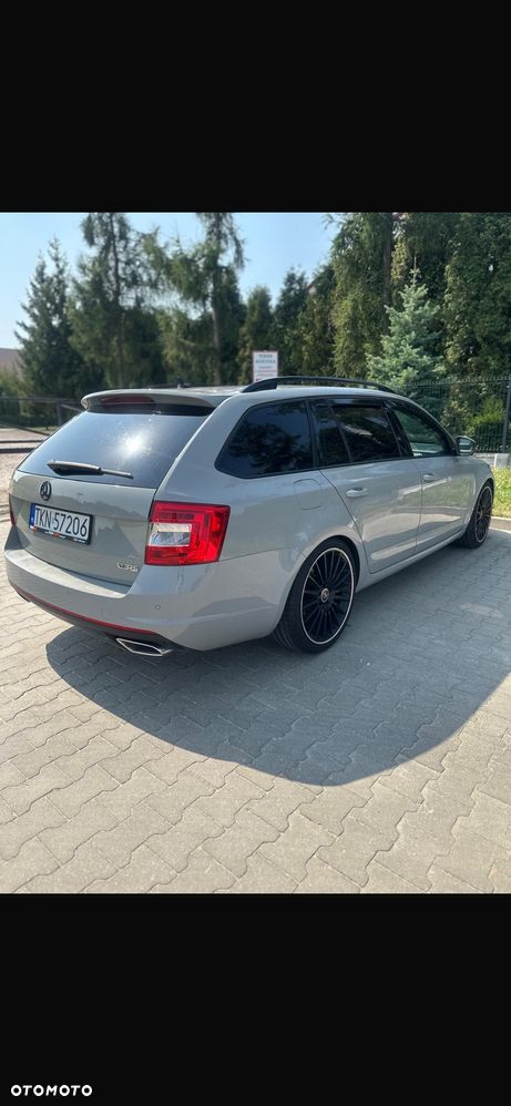 Skoda Octavia 2.0 TDI RS - 9