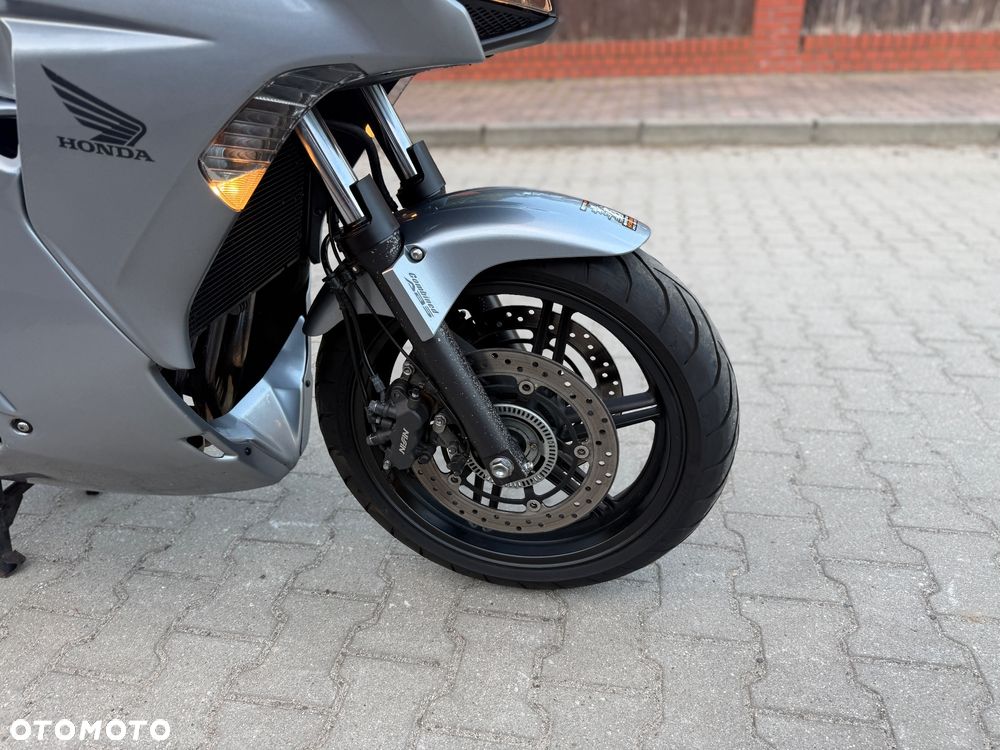 Honda CBF - 5