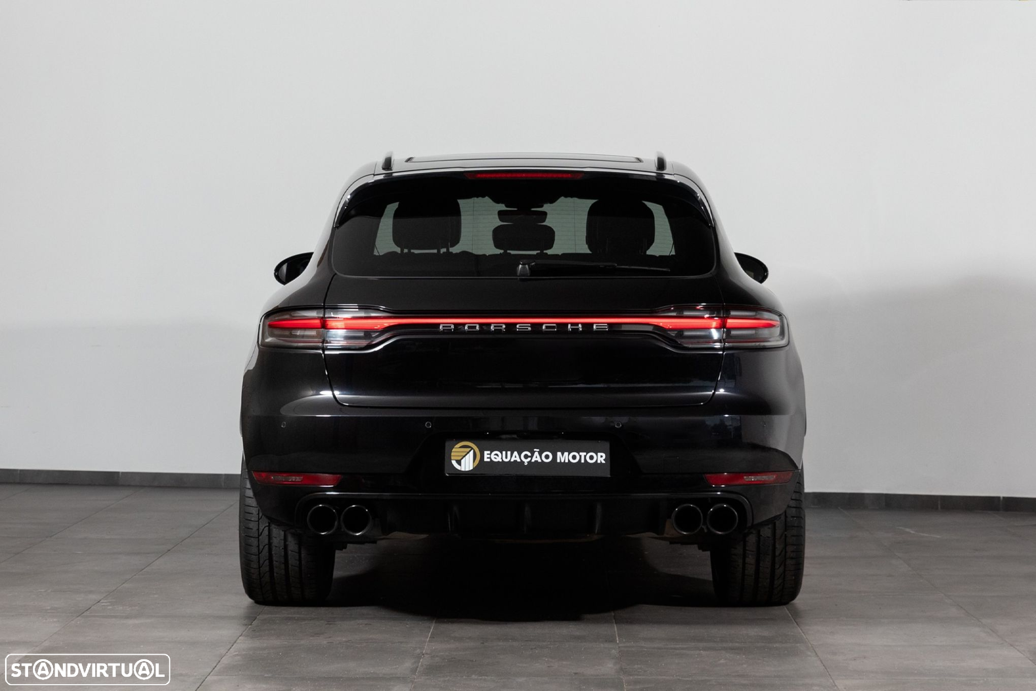 Porsche Macan Standard - 3
