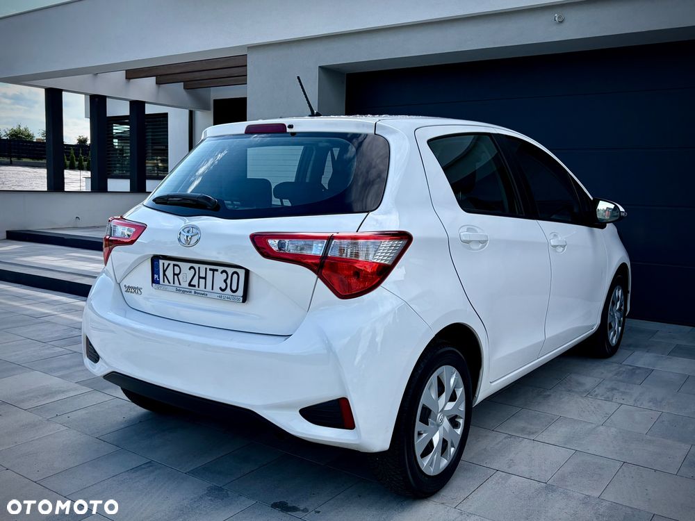 Toyota Yaris 1.5 Premium - 6