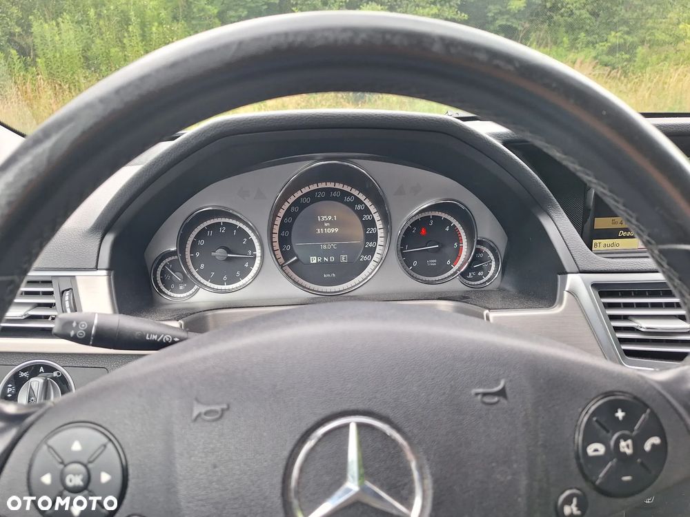Mercedes-Benz Klasa E - 11
