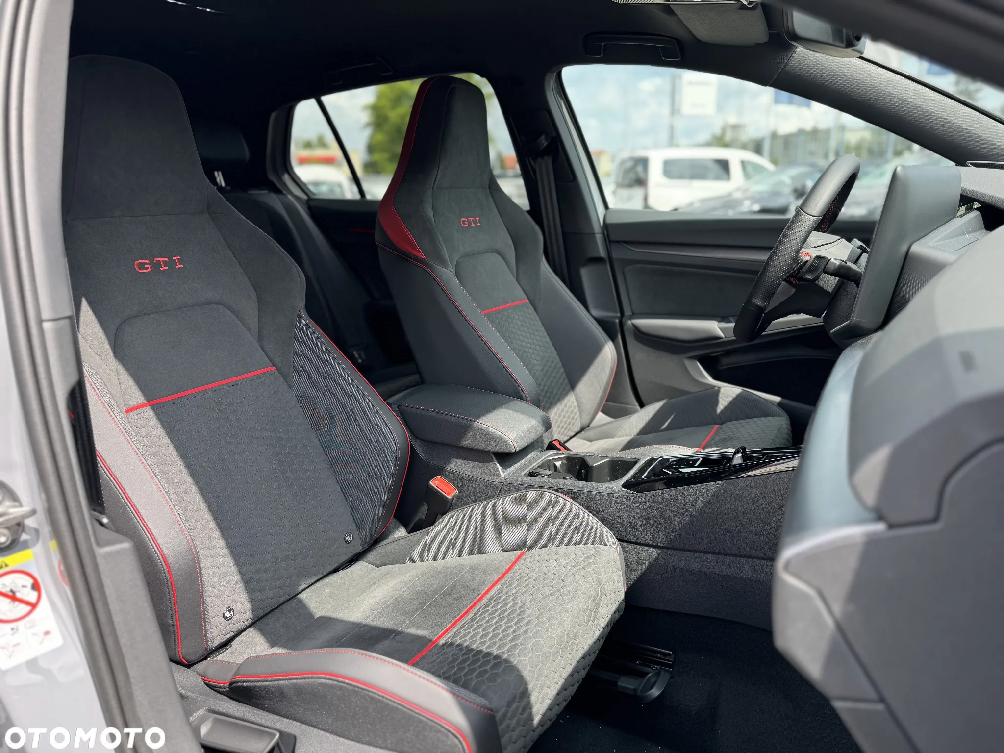 Volkswagen Golf VIII 2.0 TSI GTI Clubsport DSG - 26