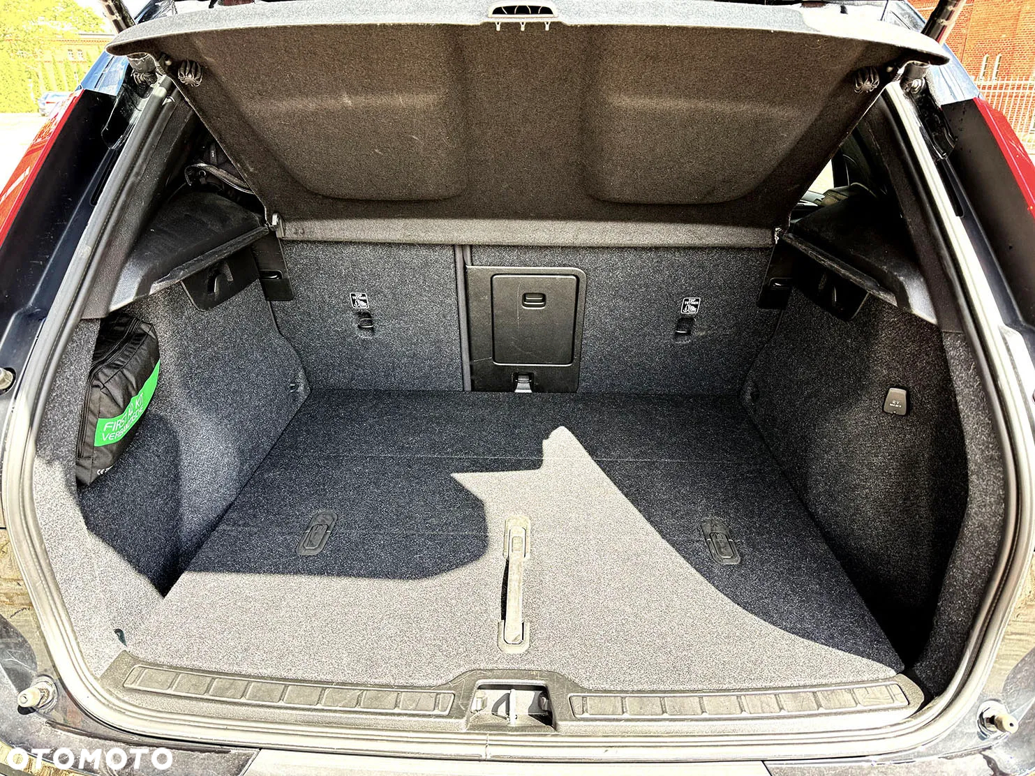 Volvo XC 40 B3 Core - 12