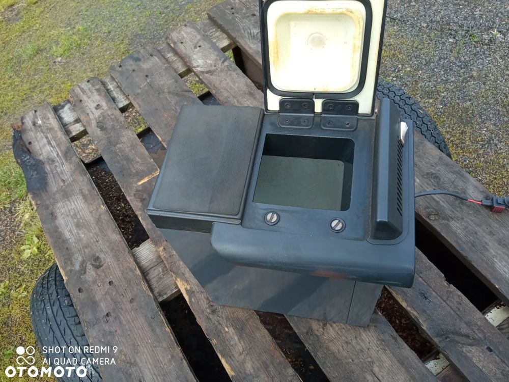 chłodziarka, lodówka RENAULT MAGNUM - 2