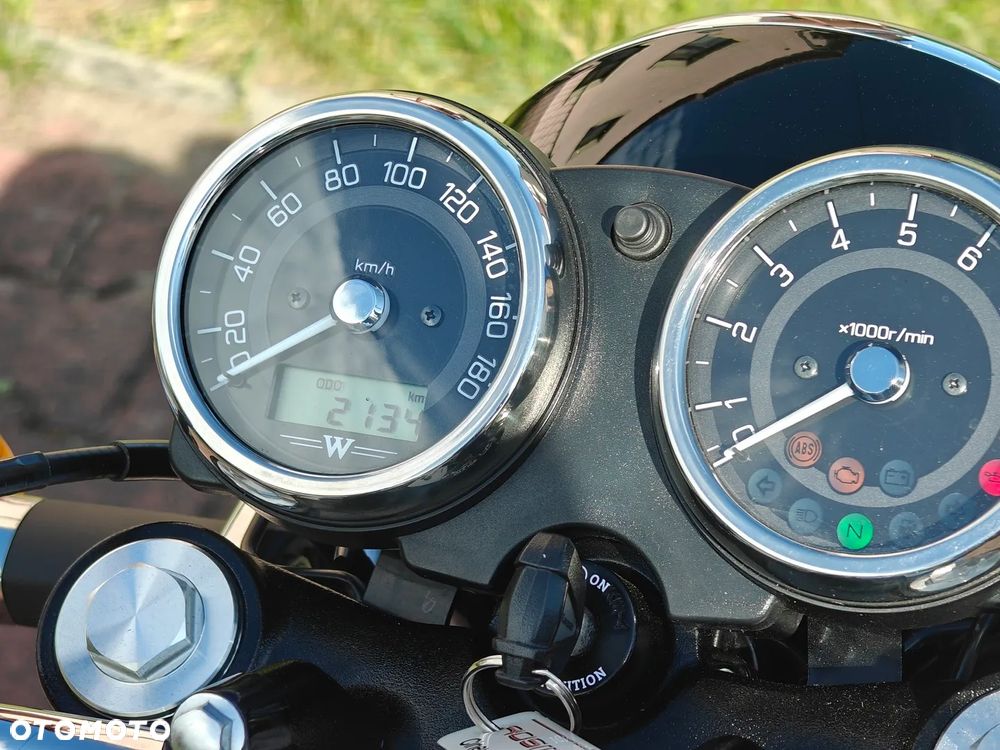 Kawasaki Inny - 18