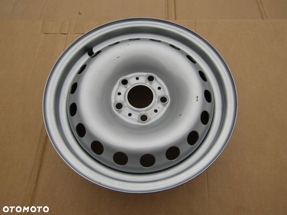 1x Felga 15 Renault Kangoo II od 2008r- / 6j 5x108 ET44 - 3