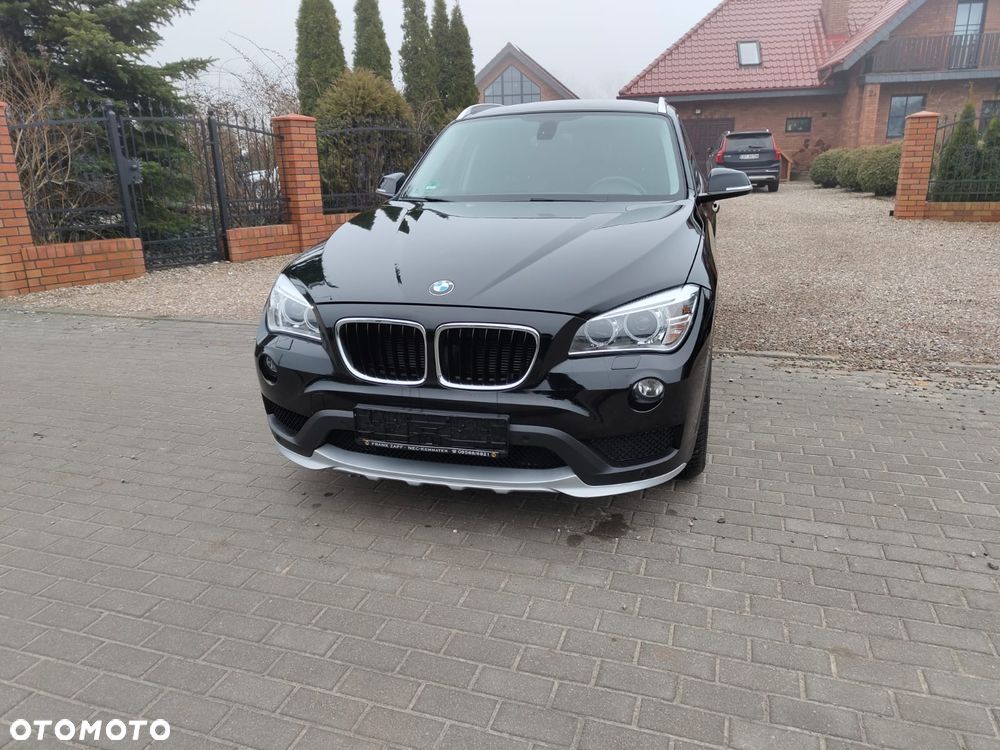 BMW X1 sDrive18d xLine - 23