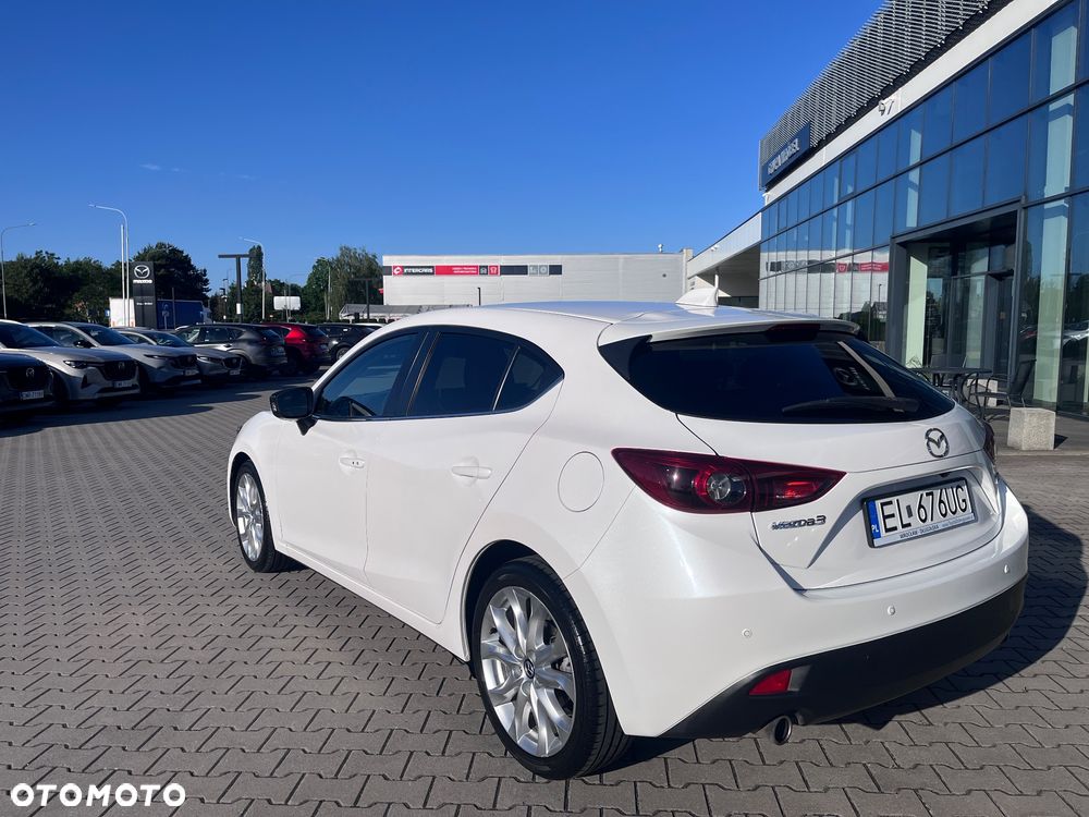 Mazda 3 - 8