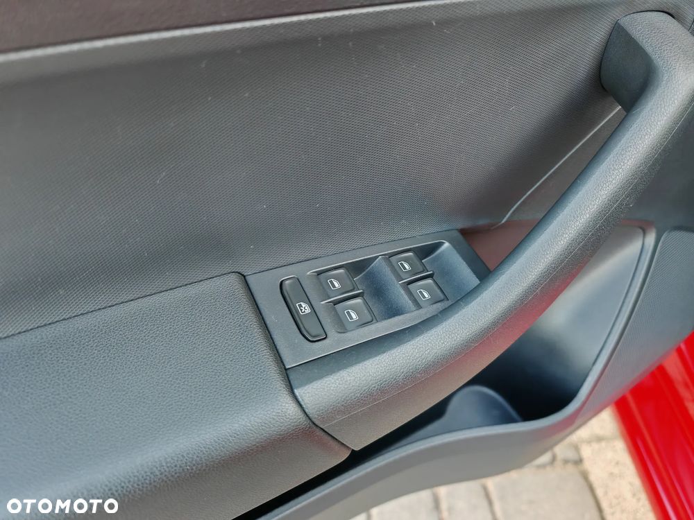 Skoda RAPID 1.2 TSI Style Plus - 29