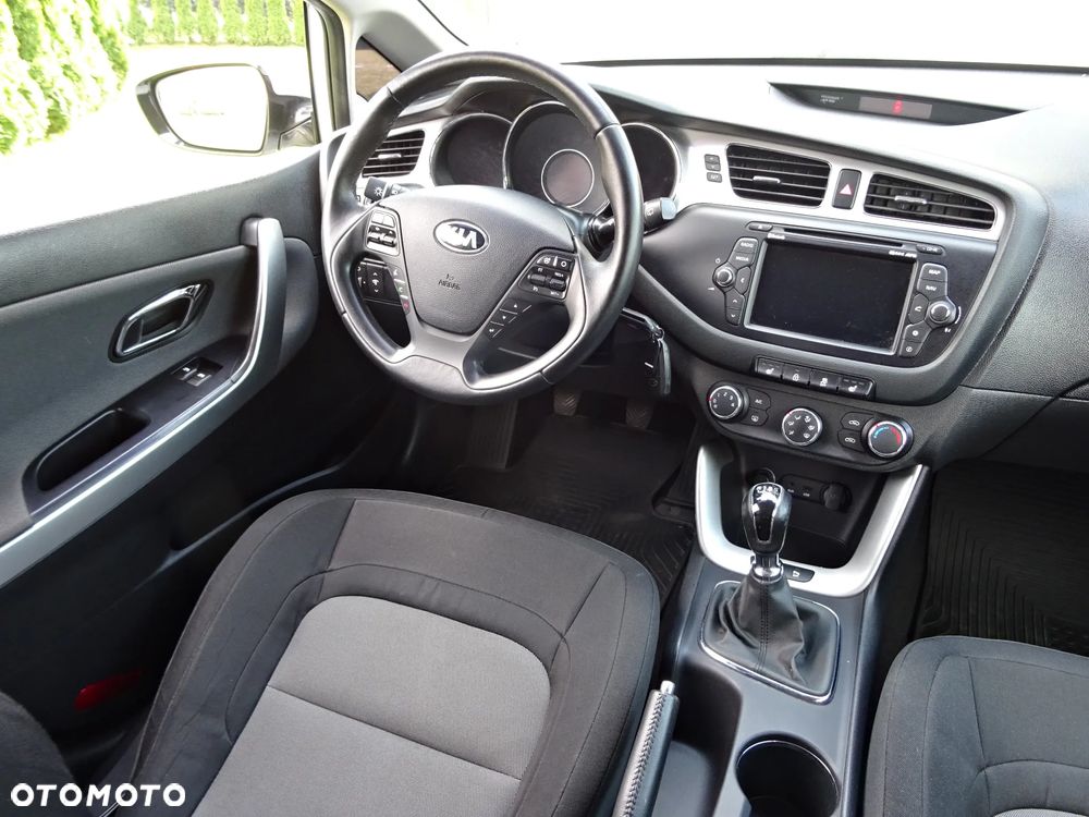Kia Ceed - 18