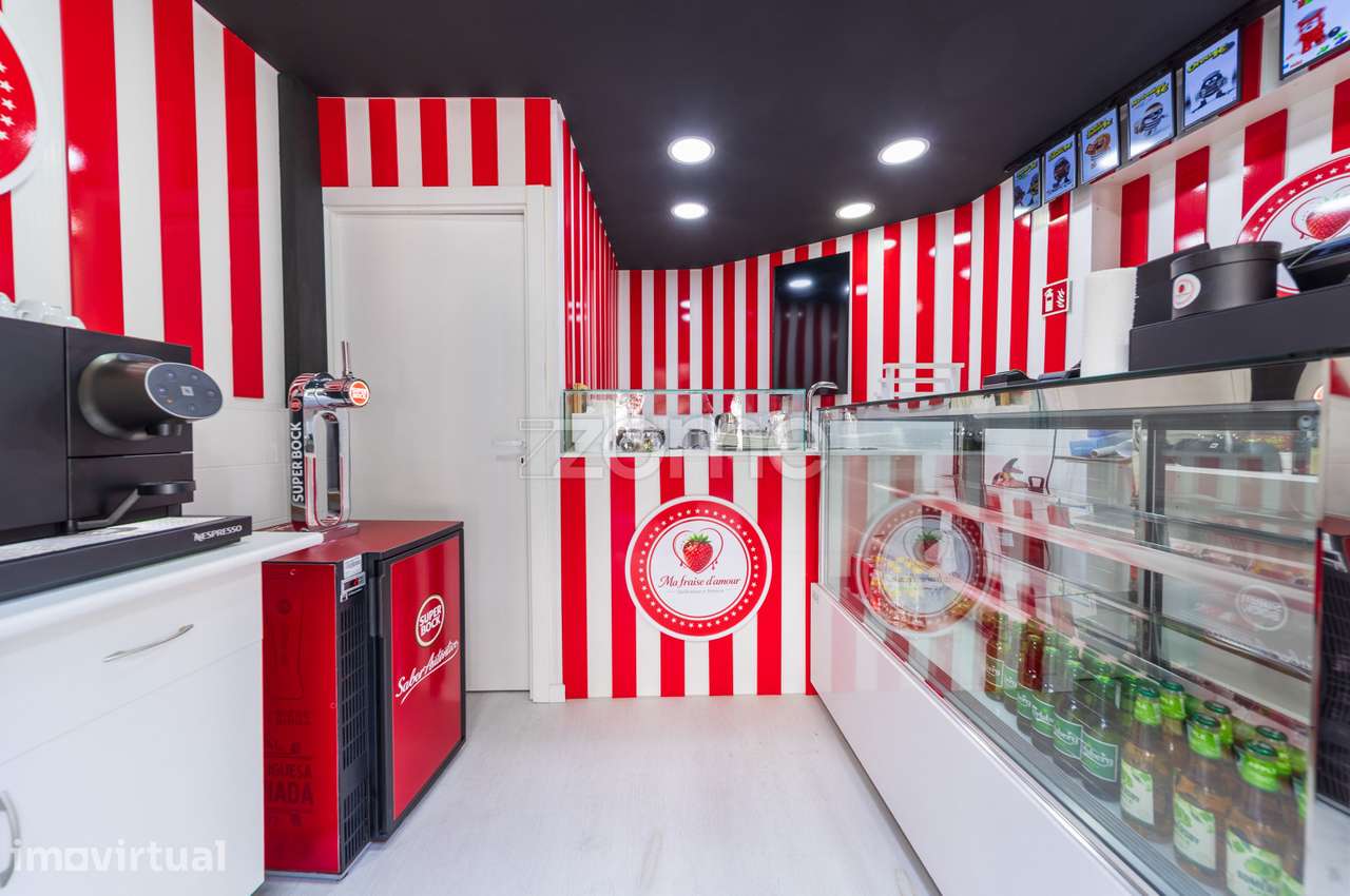 TRESPASSE | Gelataria & Kebab - Grande imagem: 2/19