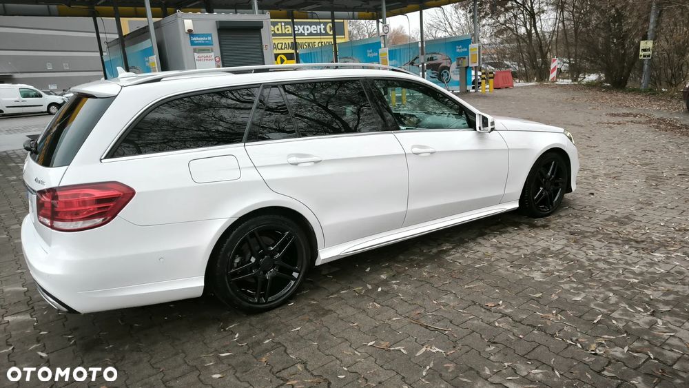 Mercedes-Benz Klasa E 250 BlueTEC 4Matic 7G-TRONIC Elegance - 8