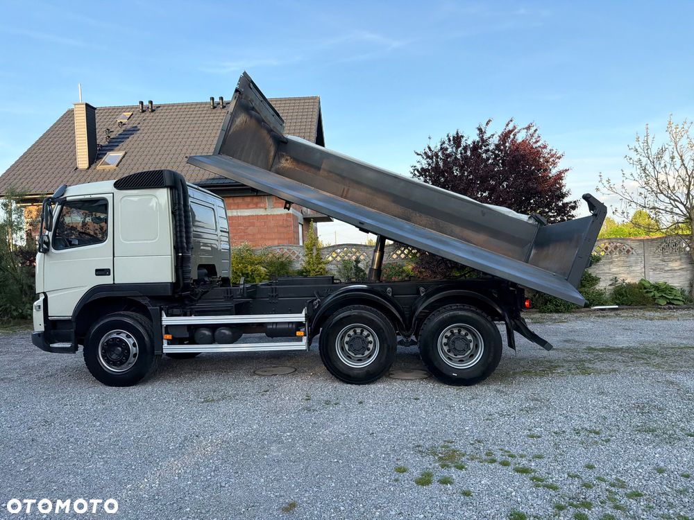 Volvo FMX - 15