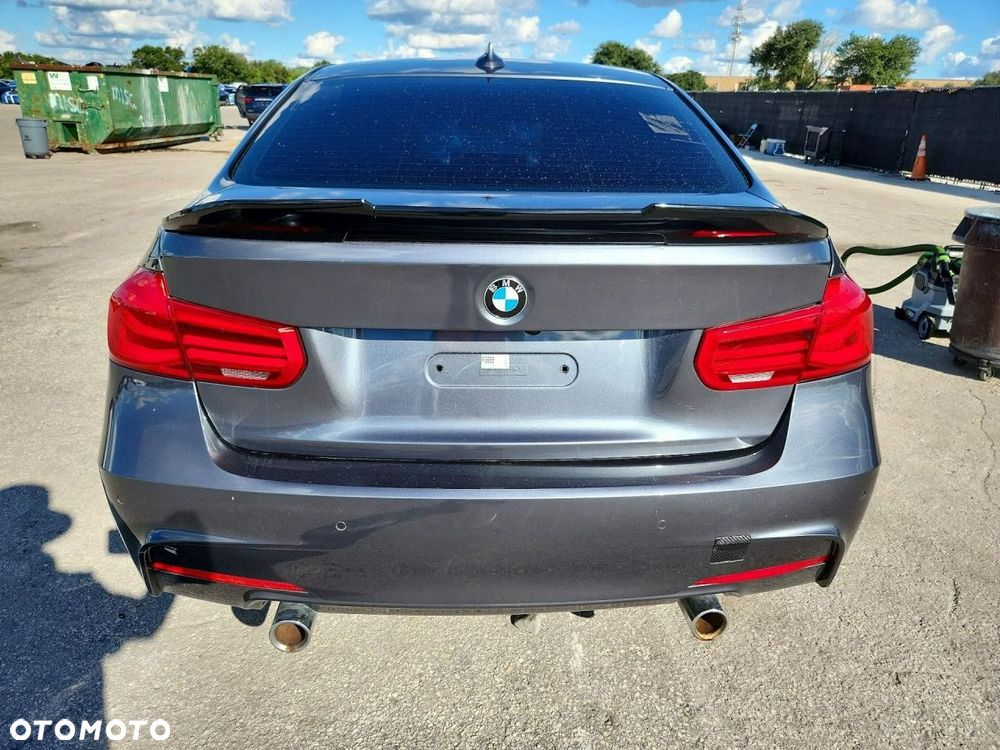 BMW Seria 3 340i M Sport - 6