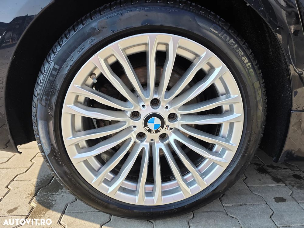BMW Seria 5 520d Aut. Luxury Line - 6