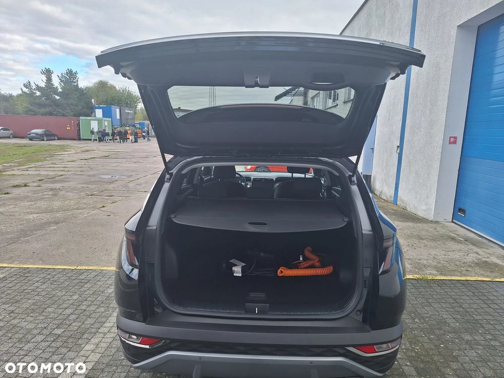 Hyundai Tucson 1.6 T-GDi Plug-in-Hybrid 4WD Trend - 32