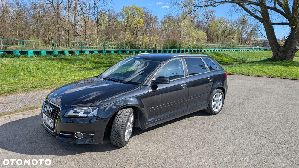 Audi A3 Sportback 2.0 TDI DPF Ambiente - 5