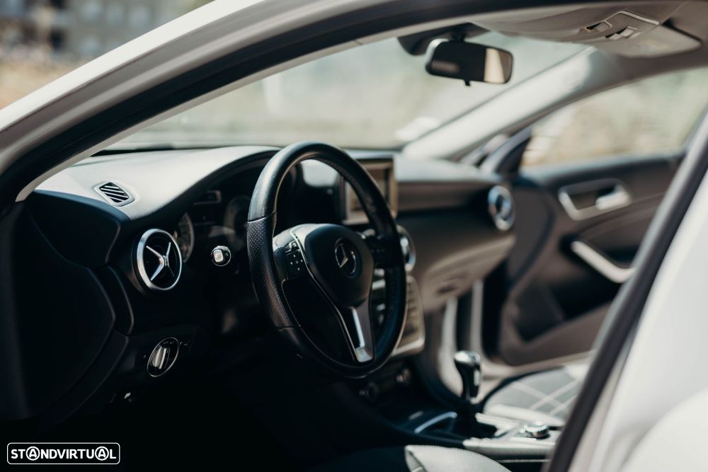 Mercedes-Benz A 180 CDi BE Urban - 34